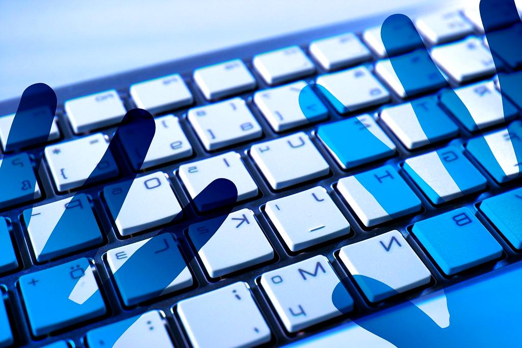 Premium mechanical keyboard with RGB backlighting